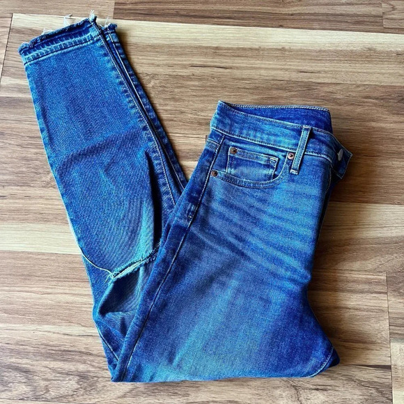 Gap High Rise True Skinny Denim Blue Jeans Frayed Hems Size 28 R - Picture 8 of 8